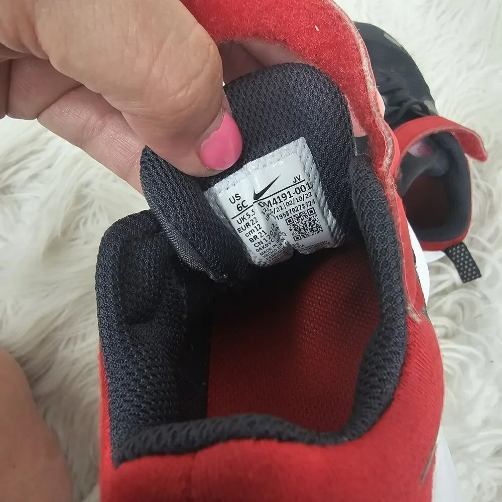 Nike Toddler Boy Anthracite, Smoke Grey (Red) Downshifter 12 NN Sneaker US 6C